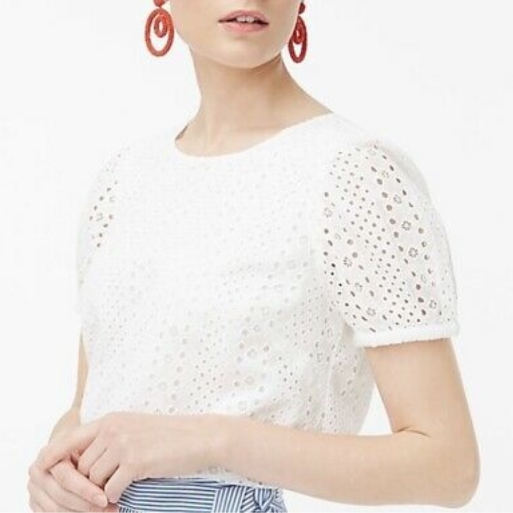 Eyelet puff-sleeve top